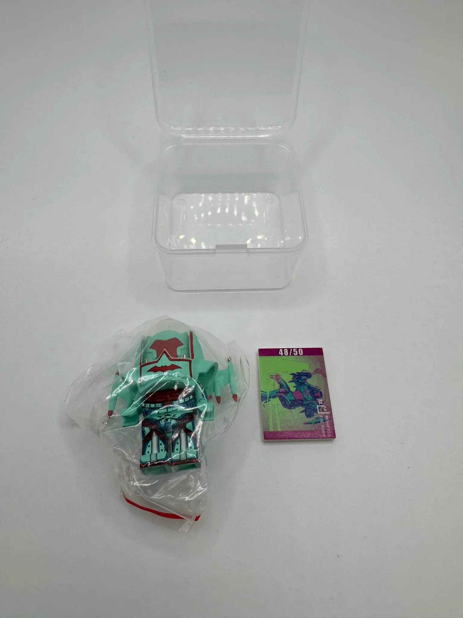 Atomic Bat Mint Green Earth 17 Batman (Minifigs Factory) - view 3