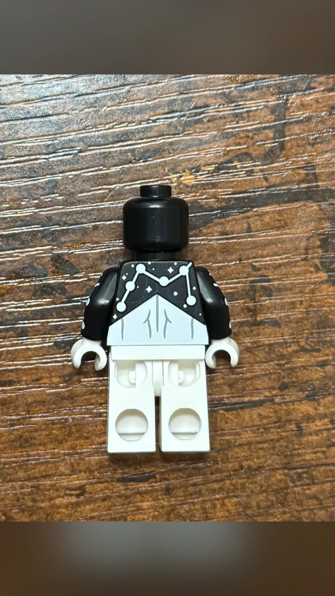 Aurora Minifigs Cosmic Spider Man - view 2