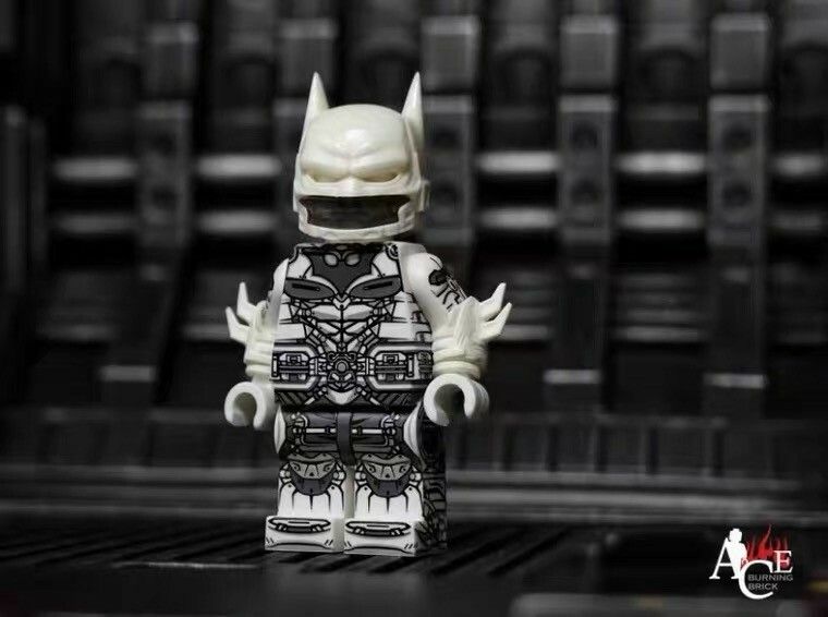 Beyond Knight White Version Batman (Ace Burning Brick)
