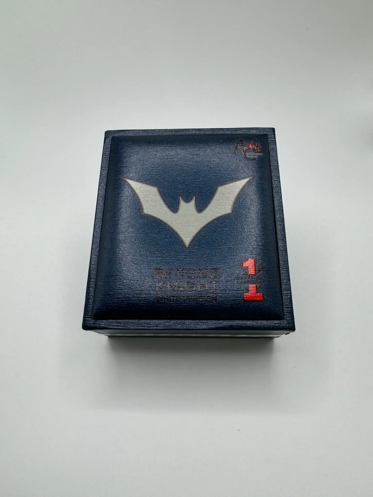 Beyond Knight White Version Batman (Ace Burning Brick) - view 2