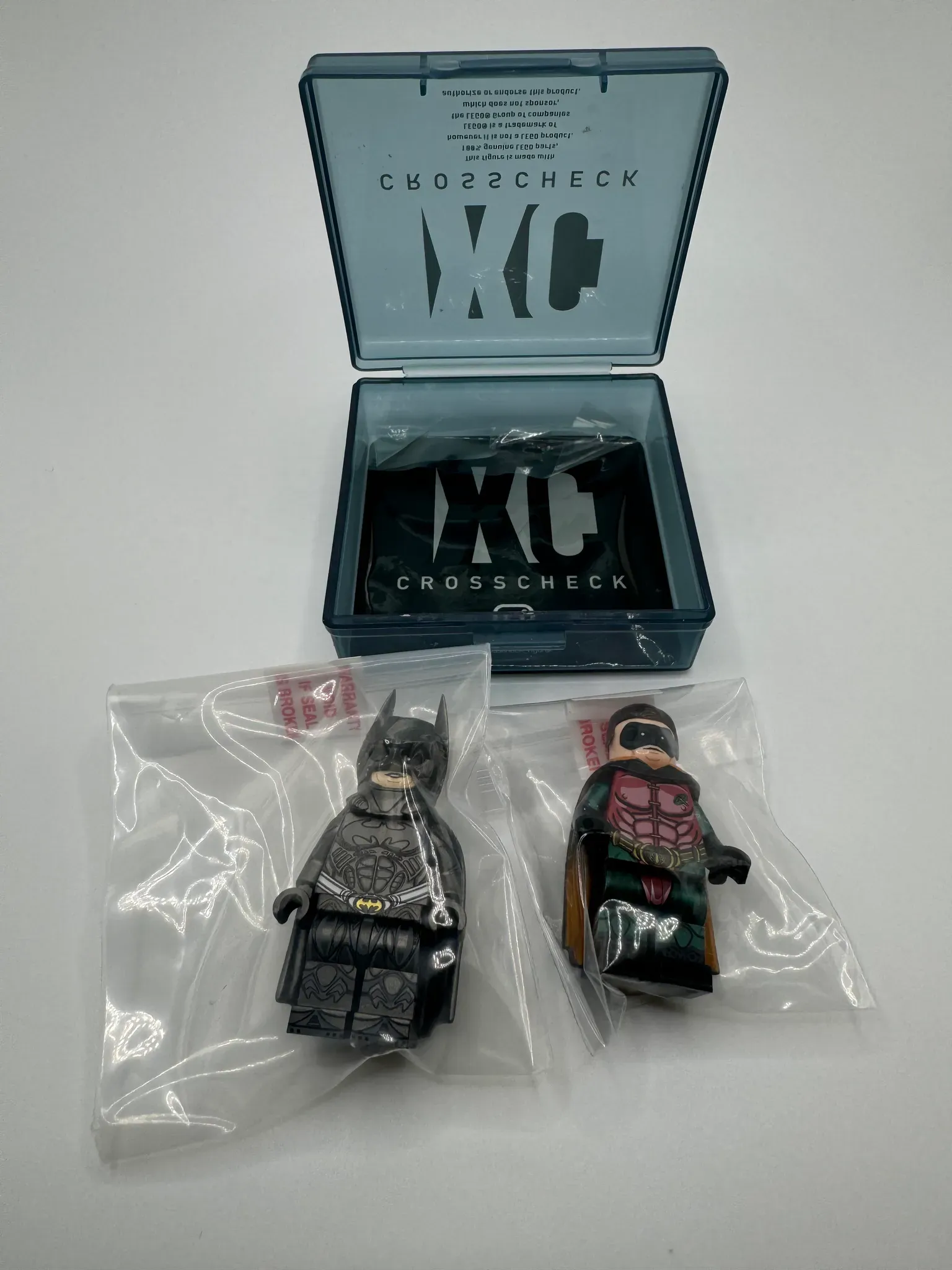 Forever Partner Batman and Robin (CrossCheck Figure) - view 2