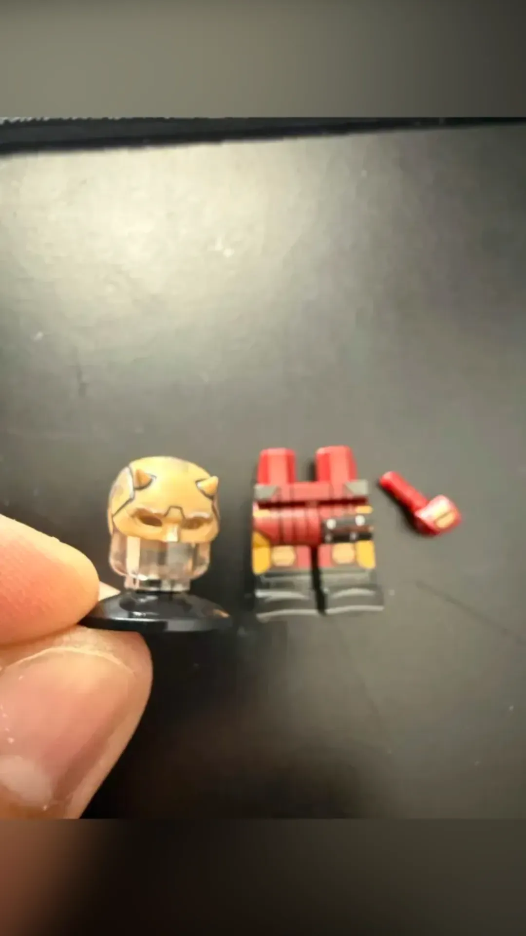 Jakabrick Blind Bags Mustard Daredevil Pieces - view 2