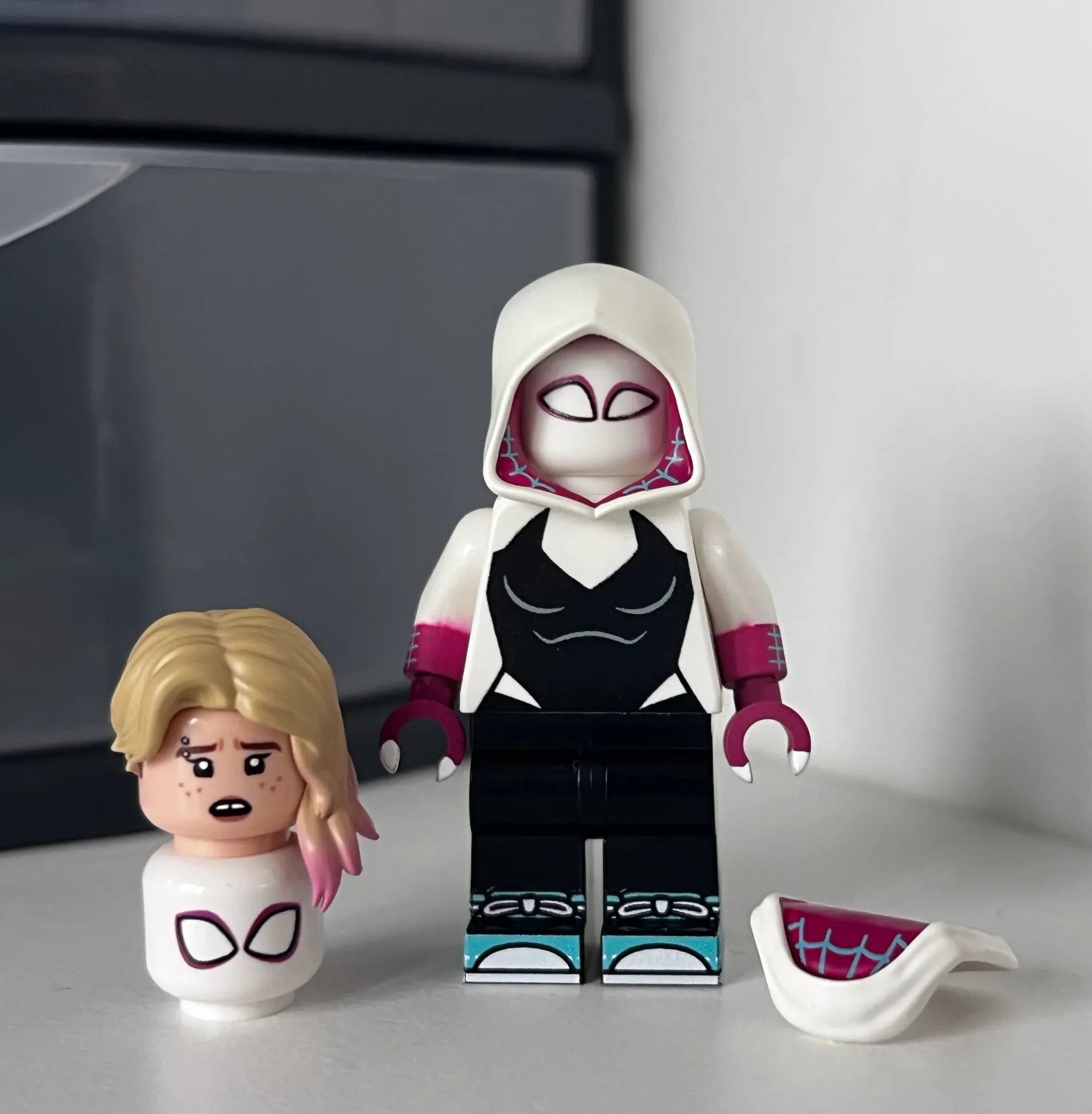 lego firestartoys fst gwen stacy  - view 1