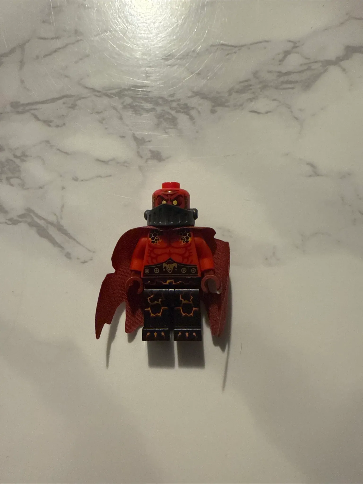 Lego Nexo Knights general magmar  - view 1