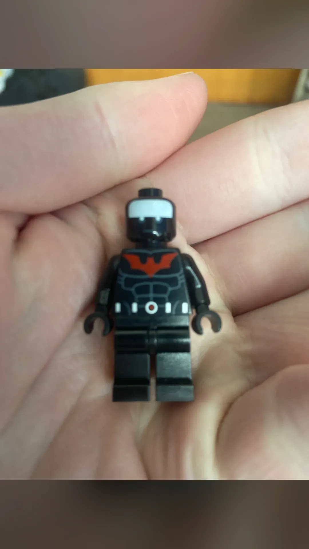 LeYiLeBrick batman beyond - view 2
