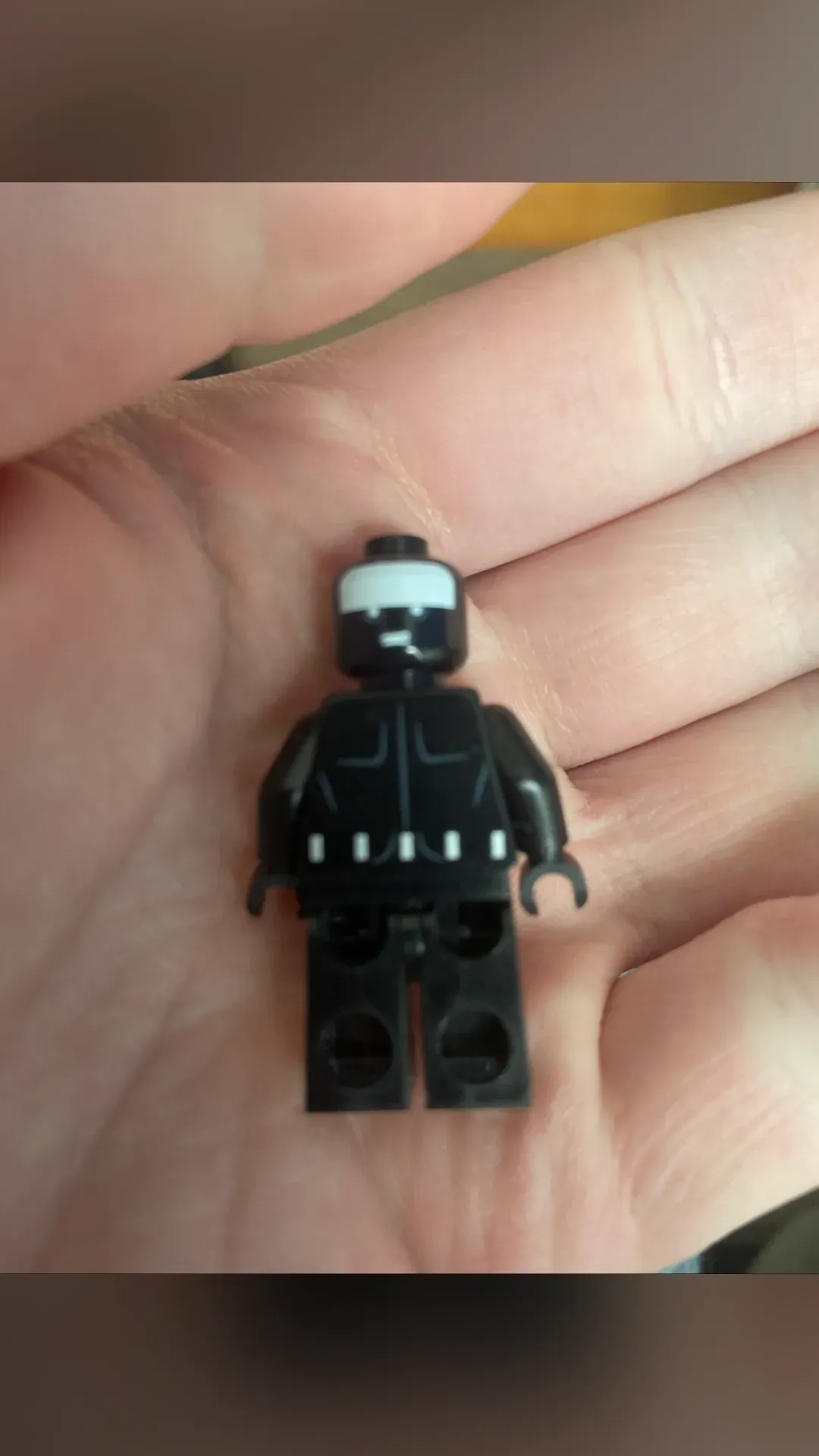 LeYiLeBrick batman beyond - view 3