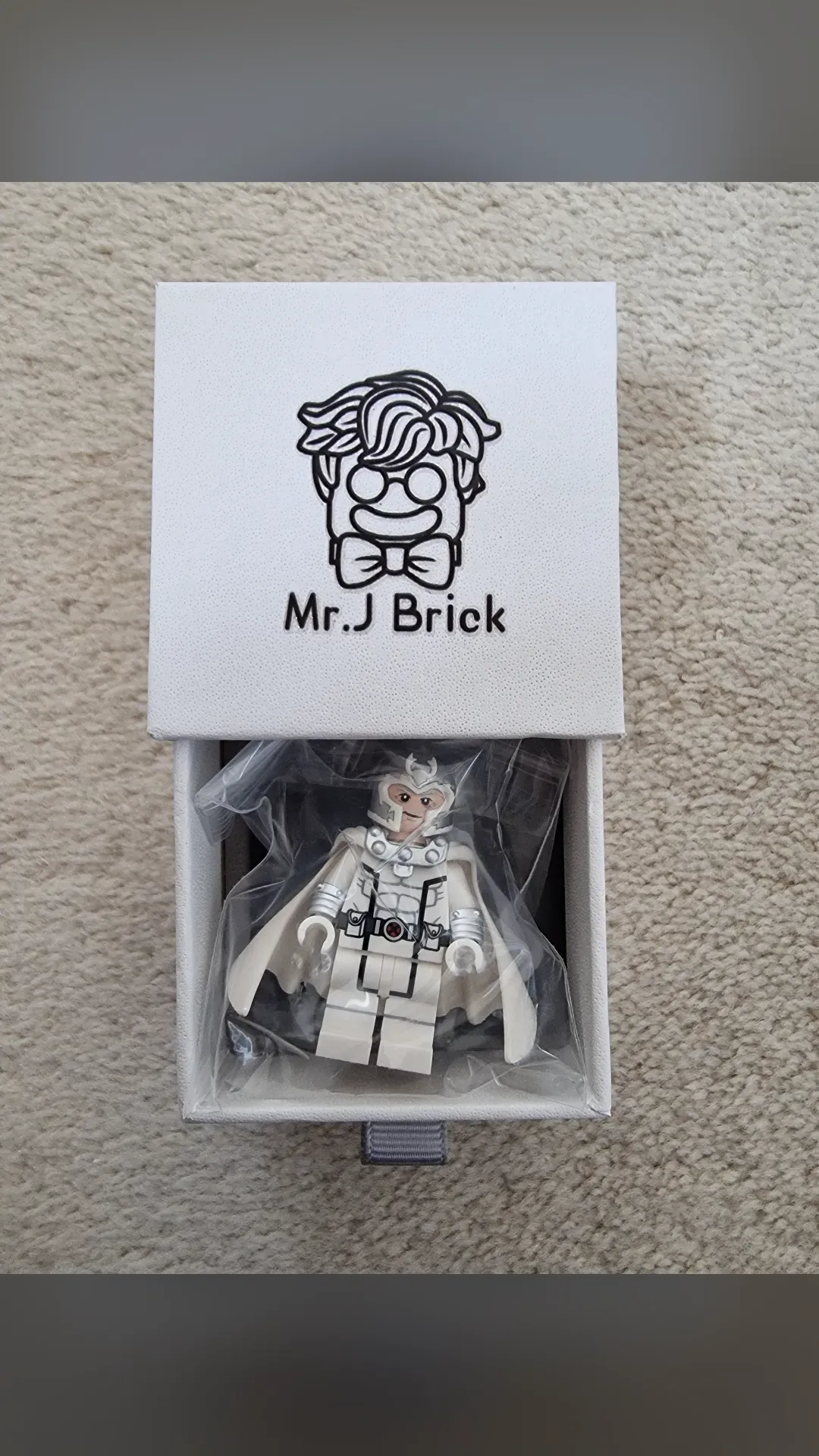 Mr J Brick - Magneto - White Variant