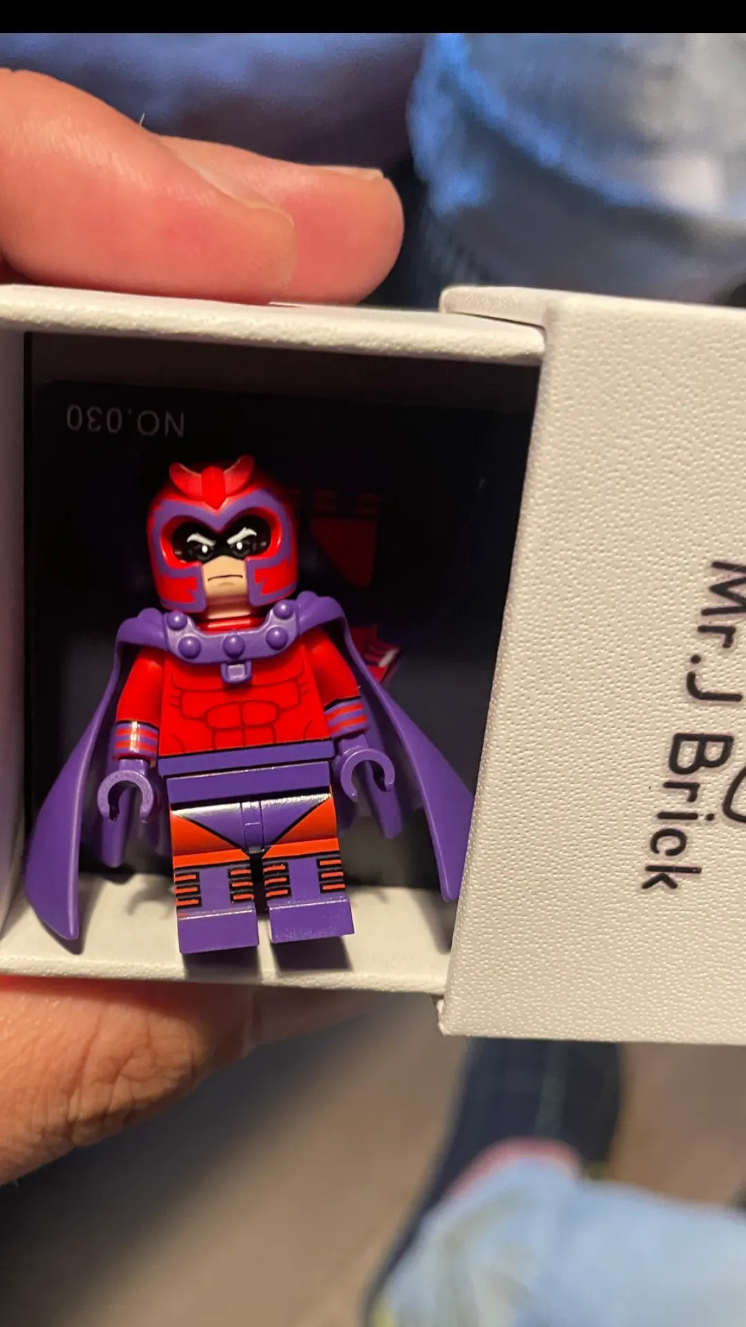 MrJ Brick Magneto - view 1