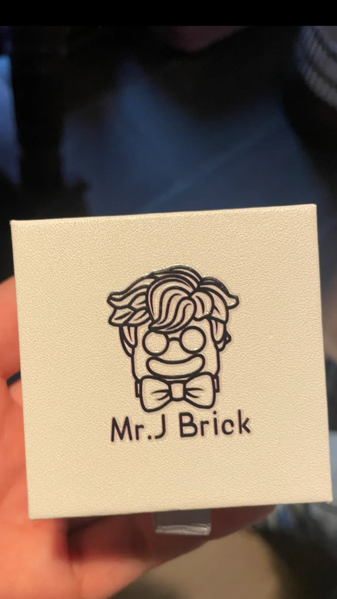MrJ Brick Magneto - view 3