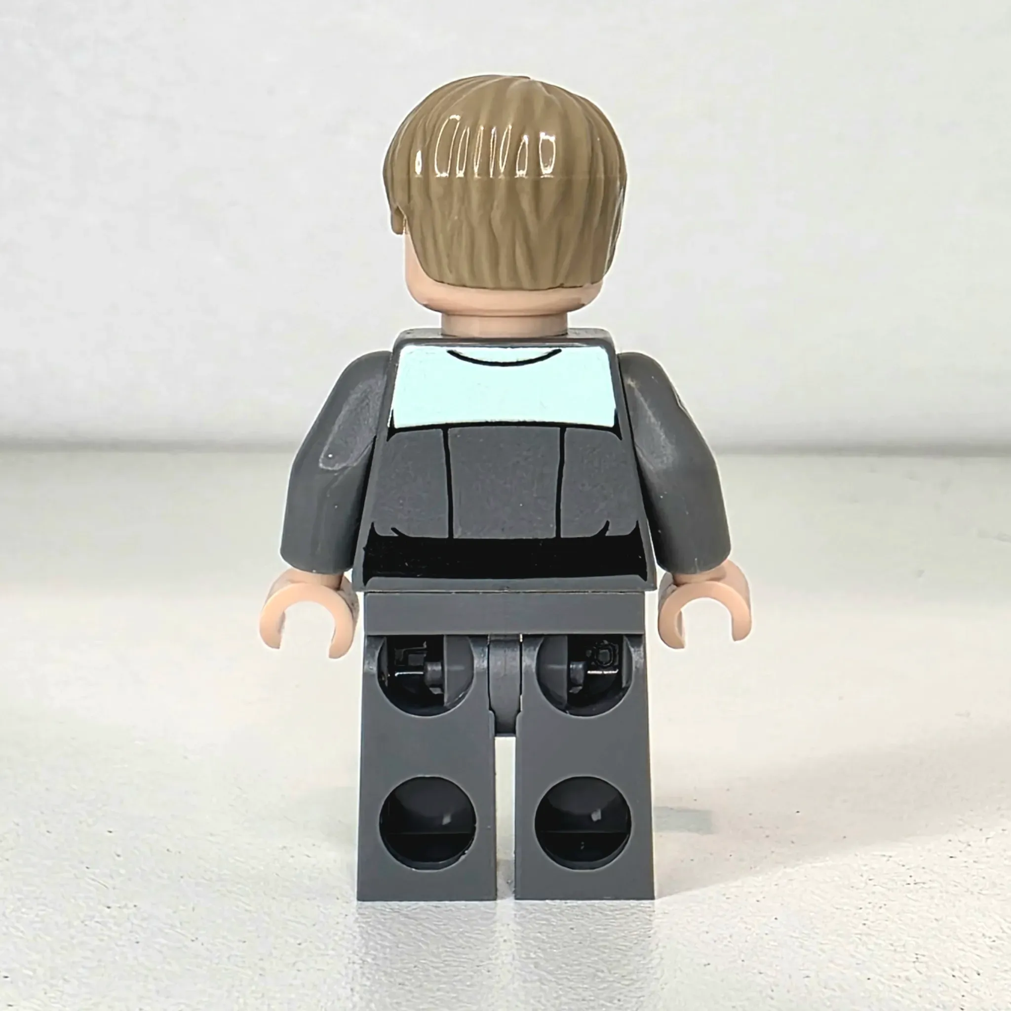 Orbital Minifigs - Super Weapon Supervisor - Crytal Scientist - view 2