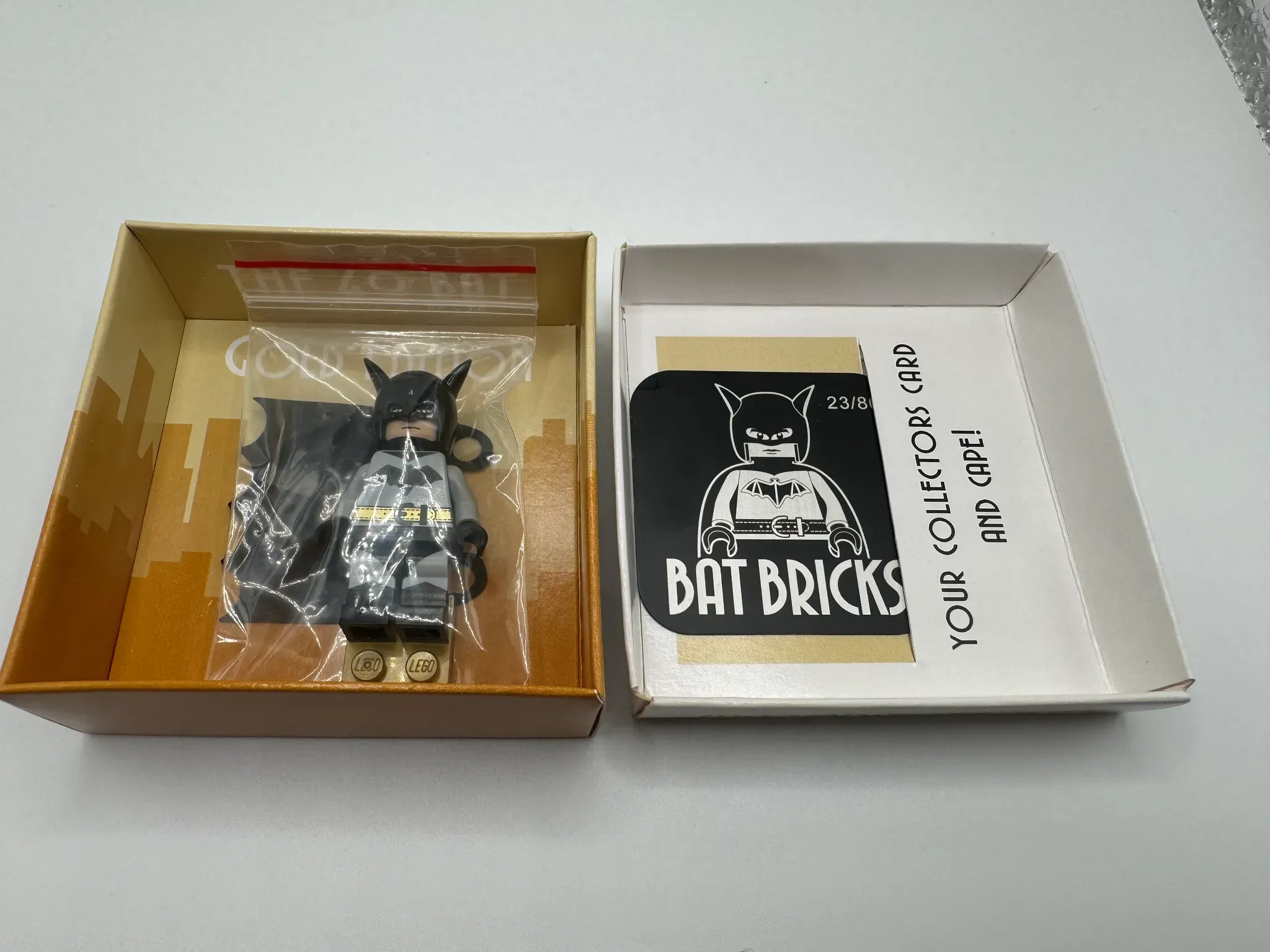 The 49 Bat Gold Edition (Bat Bricks) - view 2