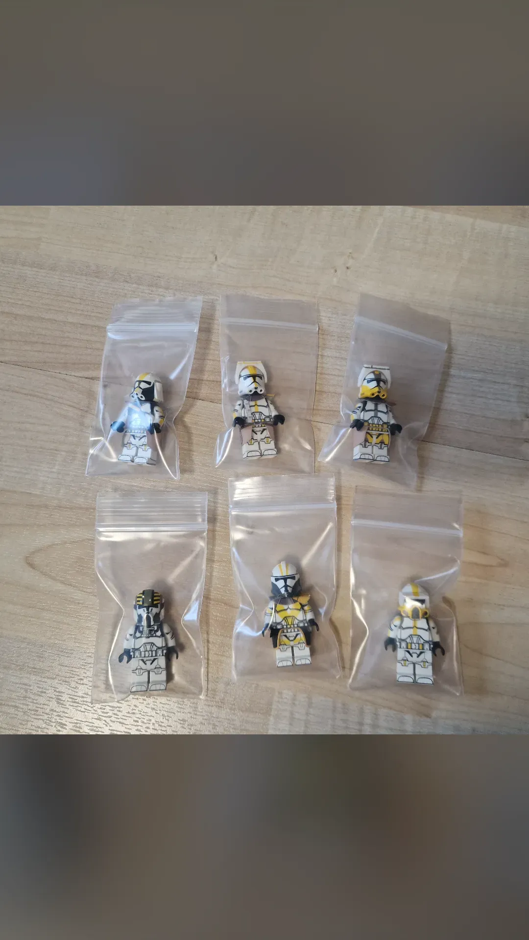 Yellow Clone Troopers - view 4